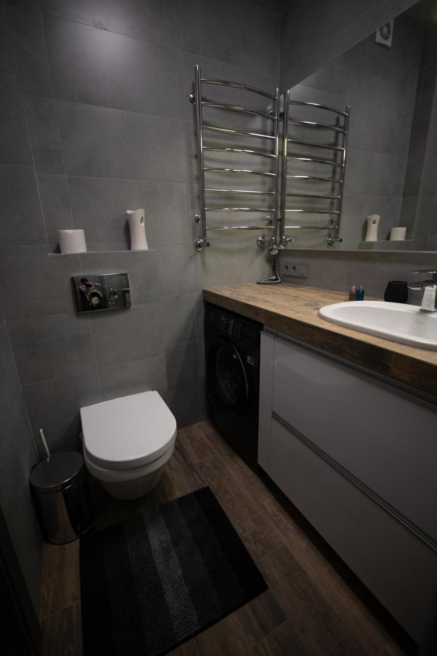 Apartment On Krakivska 34 リヴィウ エクステリア 写真